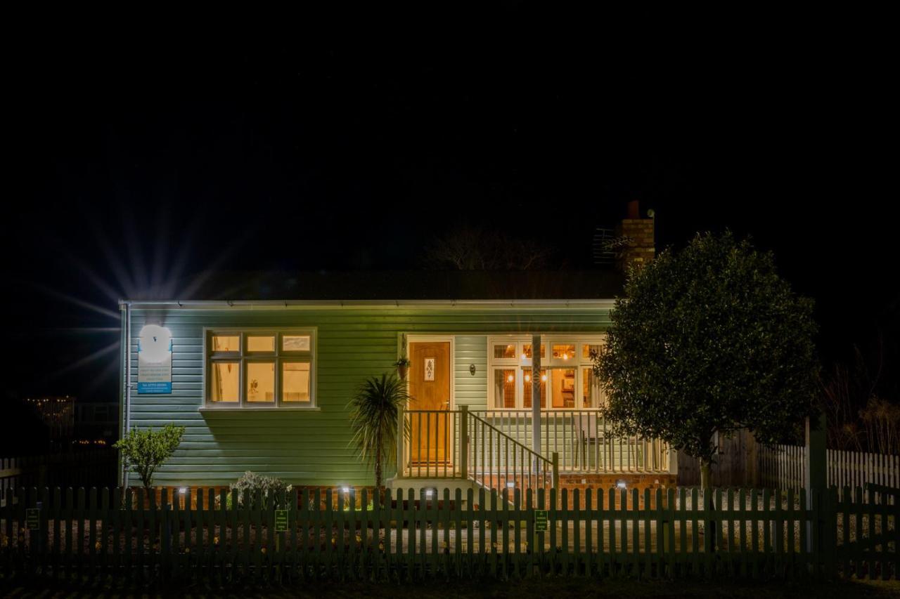Den Of Joy Humberston Fitties Sleeps 6,Hot Tub,Log Burner Villa Cleethorpes Exteriör bild
