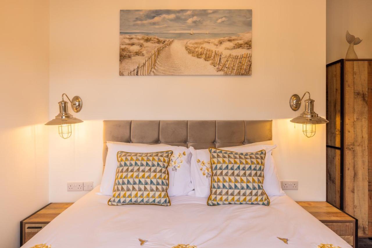 Den Of Joy Humberston Fitties Sleeps 6,Hot Tub,Log Burner Villa Cleethorpes Exteriör bild